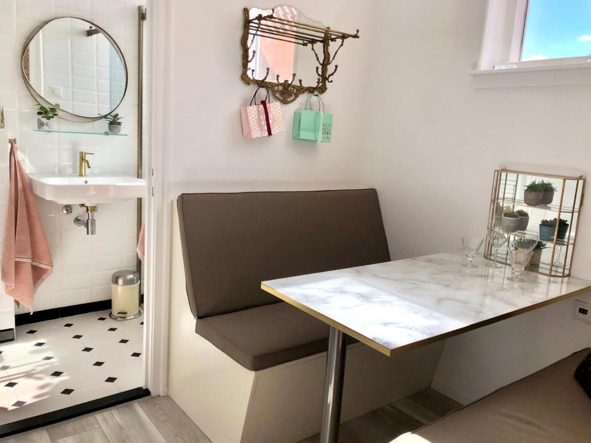 Zonnige Frisse Studio De Gouden Parel In Hartje ミデルブルグ エクステリア 写真
